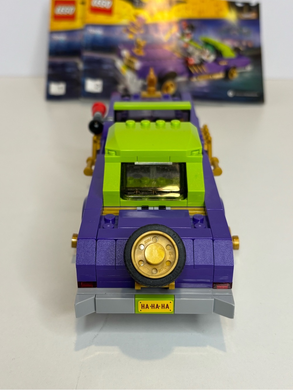 LEGO #70906 The Joker Notorious Lowrider - Picture 9 of 14